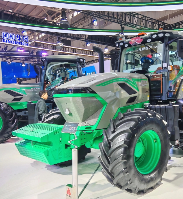 央视聚焦｜大马力 智能化 新能源成为农机发展趋势