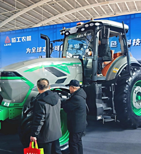 临工农机亮相2026辽宁现代农业机械装备博览会